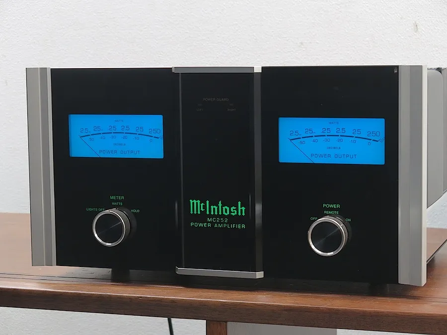 マッキントッシュ Mcintosh MC252 パワーアンプ