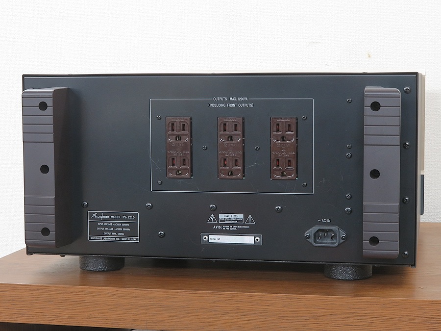 美品】 アキュフェーズ Accuphase PS-1210 クリーン電源@30904 / 中古