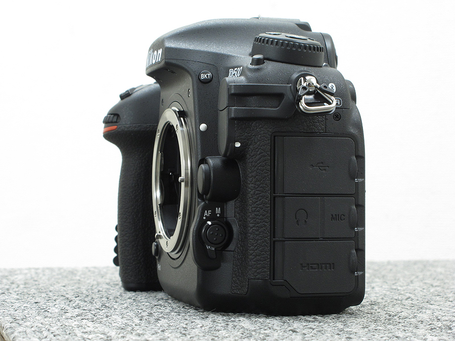 美品】ニコン NIKON D500 (ボディ) カメラ 元箱付 @31094 / 中古