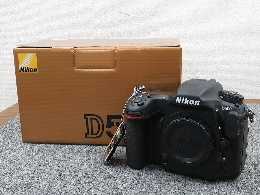 ニコン NIKON D500 (ボディ) カメラ 元箱付