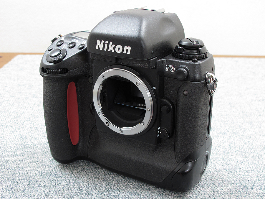 ニコン NIKON F5 フィルムカメラ