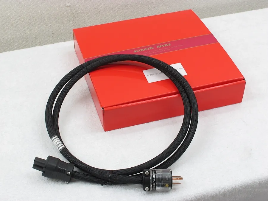 Acoustic Revive POWER STANDARD-triple C-FM 2.0m 電源