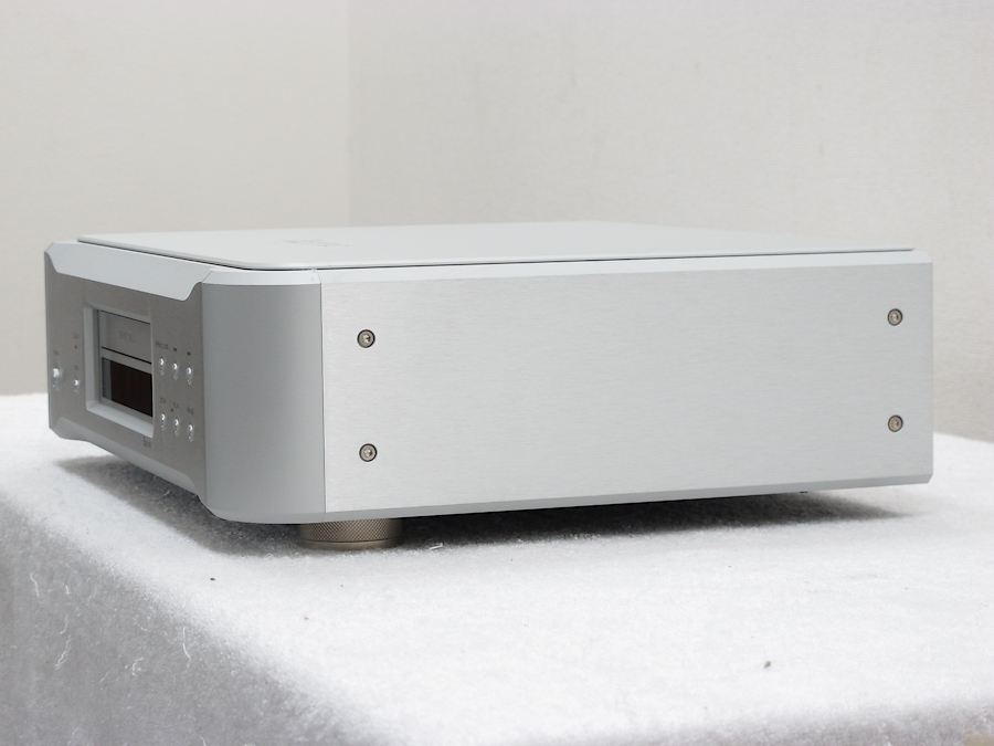 エソテリック ESOTERIC K-05 CD/SACD プレーヤー @31538 / 中古