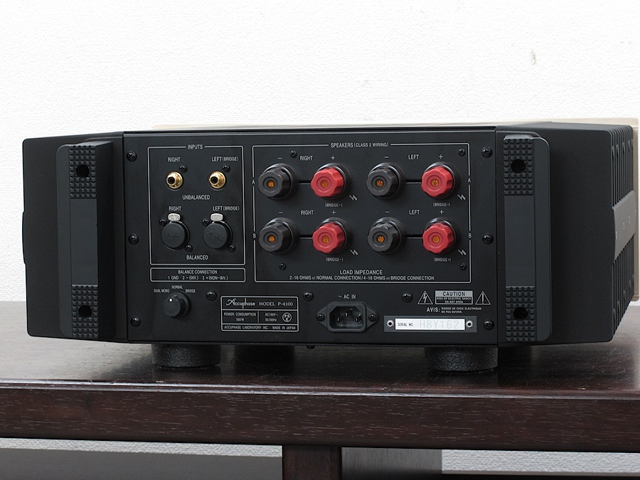 Accuphase P-4100 ステレオパワーアンプ アキュフェーズ株式会社 P-4100