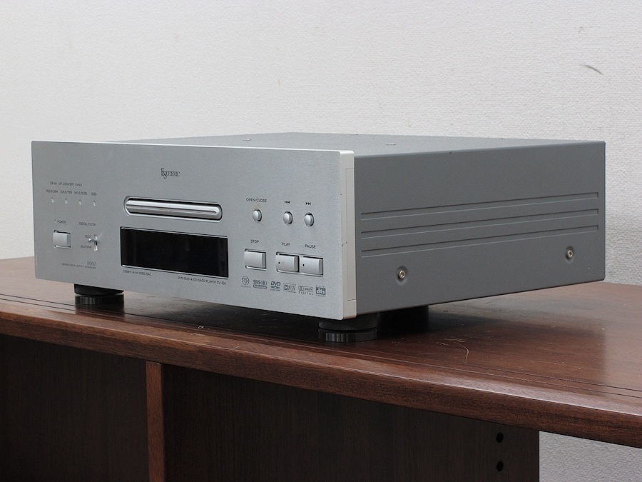 エソテリック ESOTERIC DV-30s CDデッキ 元箱付き @31632 / 中古