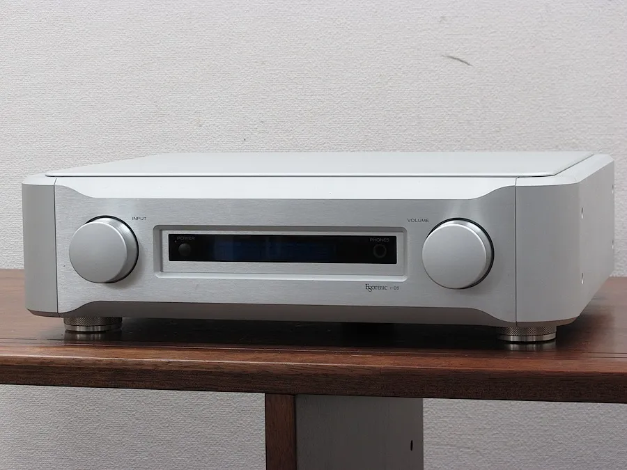 エソテリック ESOTERIC I-05 プリメインアンプ 元箱付