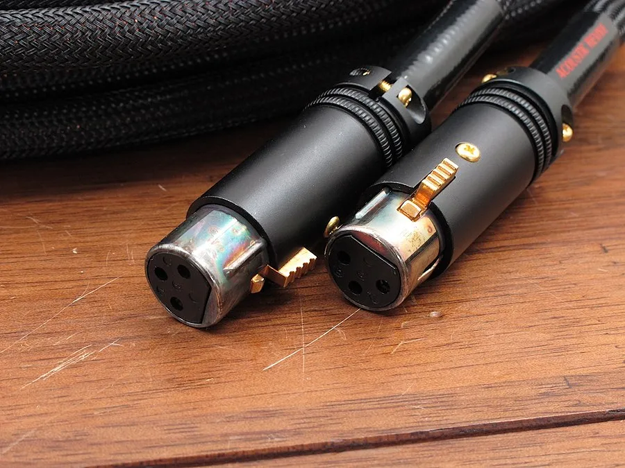 アコリバ Acoustic Revive XLR-1.0PA 8.0m XLRケーブル @32065｜中古