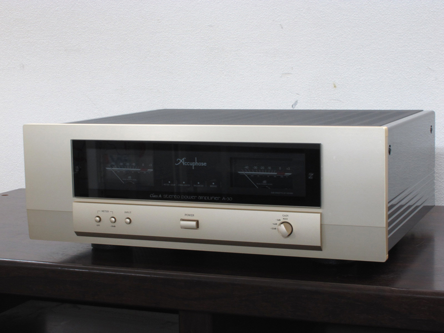 アキュフェーズ Accuphase A-30 パワーアンプ 元箱付 @32499 / 中古オーディオ買取、販売、通販のショップアフロオーディオ横浜