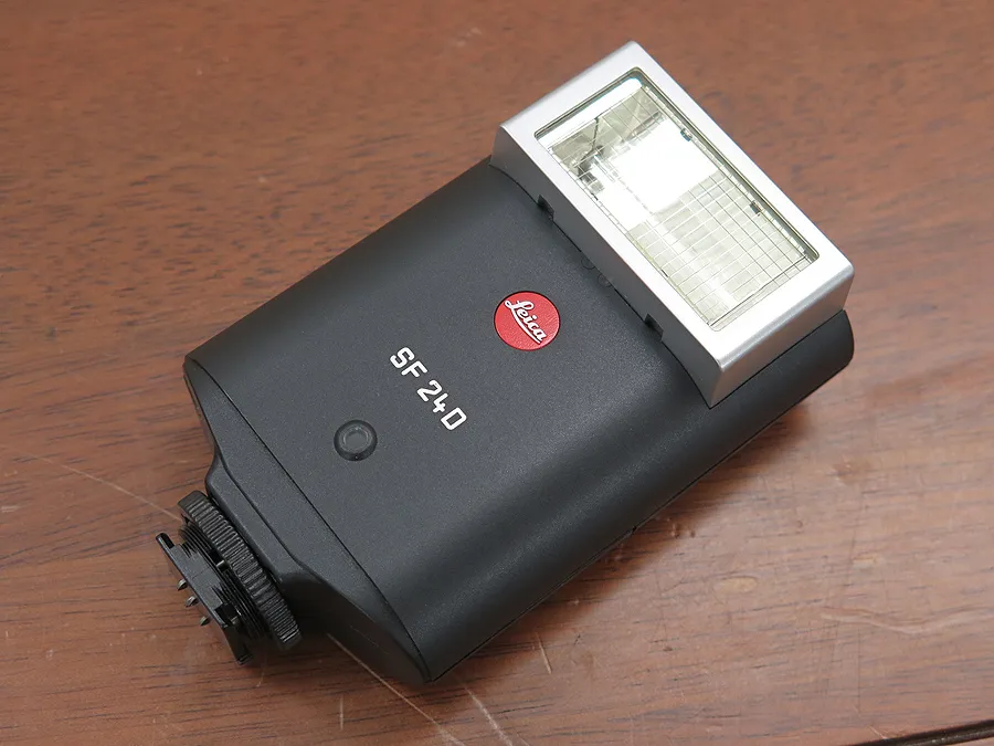 ライカ LEICA SF 24D フラッシュ