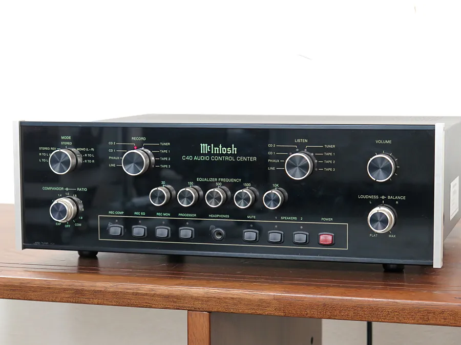 マッキントッシュ Mcintosh C40 プリアンプ
