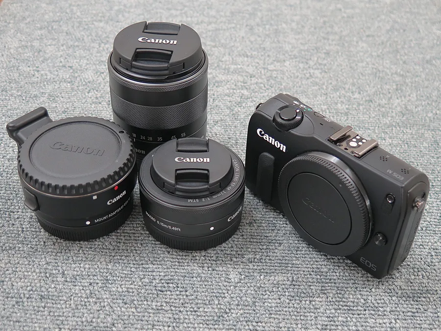 キヤノン Canon EOS M ダブルレンズキット デジタルカメラ