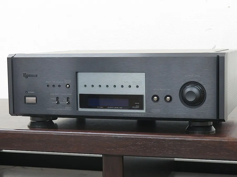 エソテリック ESOTERIC D-70 D/Aコンバーター