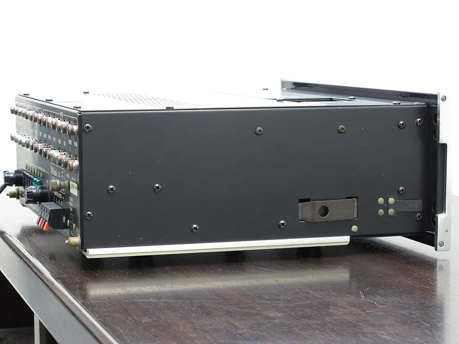 マッキントッシュ Mcintosh C32 プリアンプ @33343｜中古オーディオ