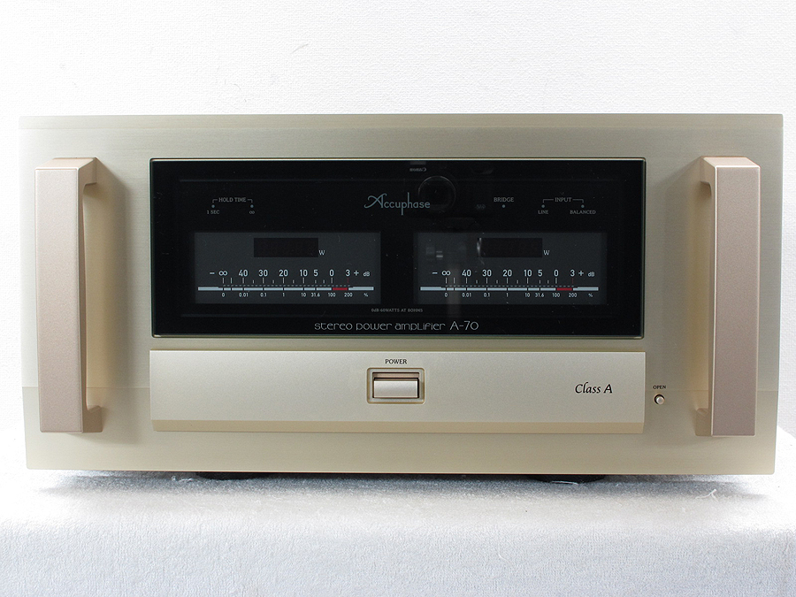 アキュフェーズ Accuphase A-70 パワーアンプ 元箱付 @33781