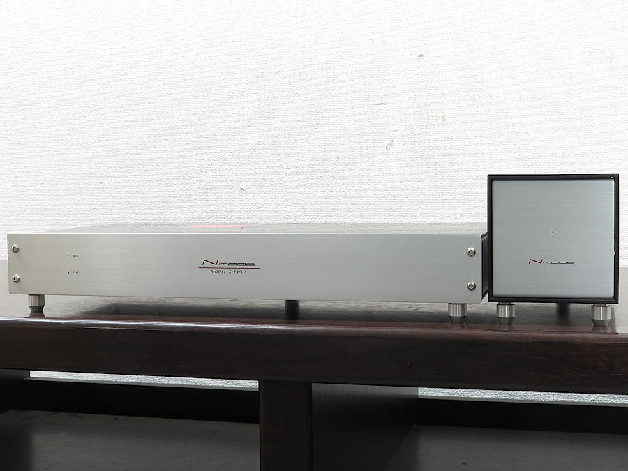 美品】 Nmode X-PW10 パワーアンプ シルバー @33875 / 中古