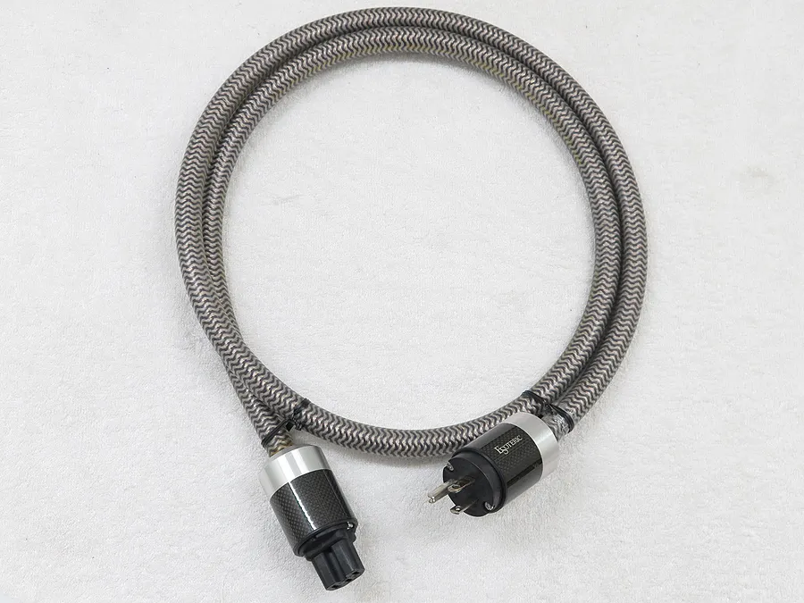 エソテリック ESOTERIC 7N-PC7100 (1.5m) 電源ケーブル