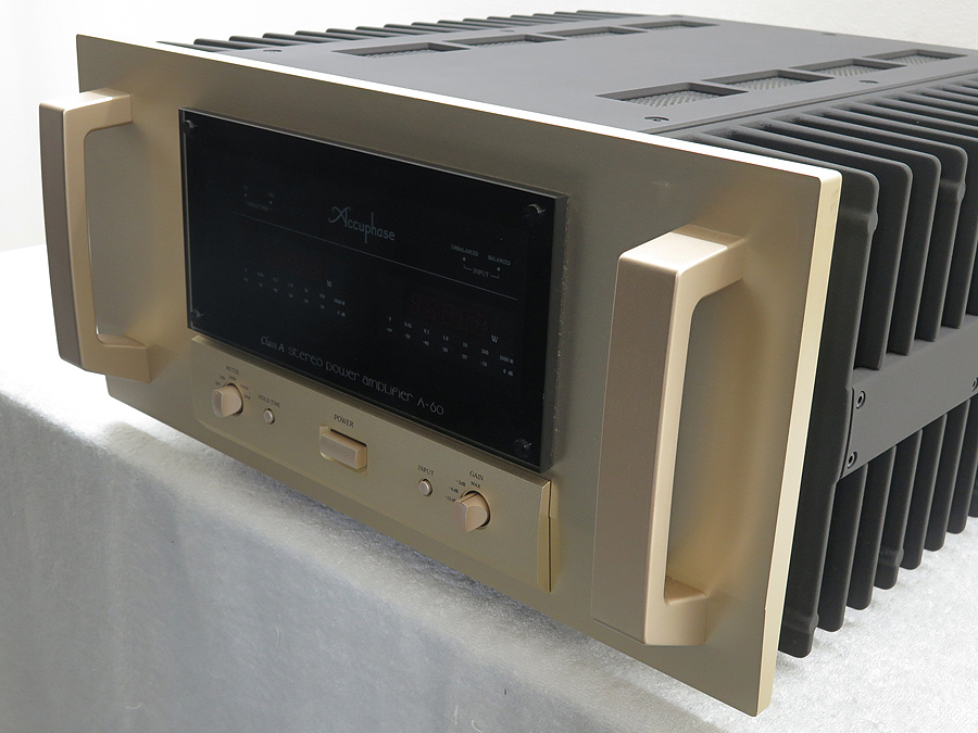 アキュフェーズ Accuphase A-60 パワーアンプ @34245 / 中古オーディオ アキュフェーズ Accuphase A-60 パワーアンプ @34245 / 中古オーディオ
