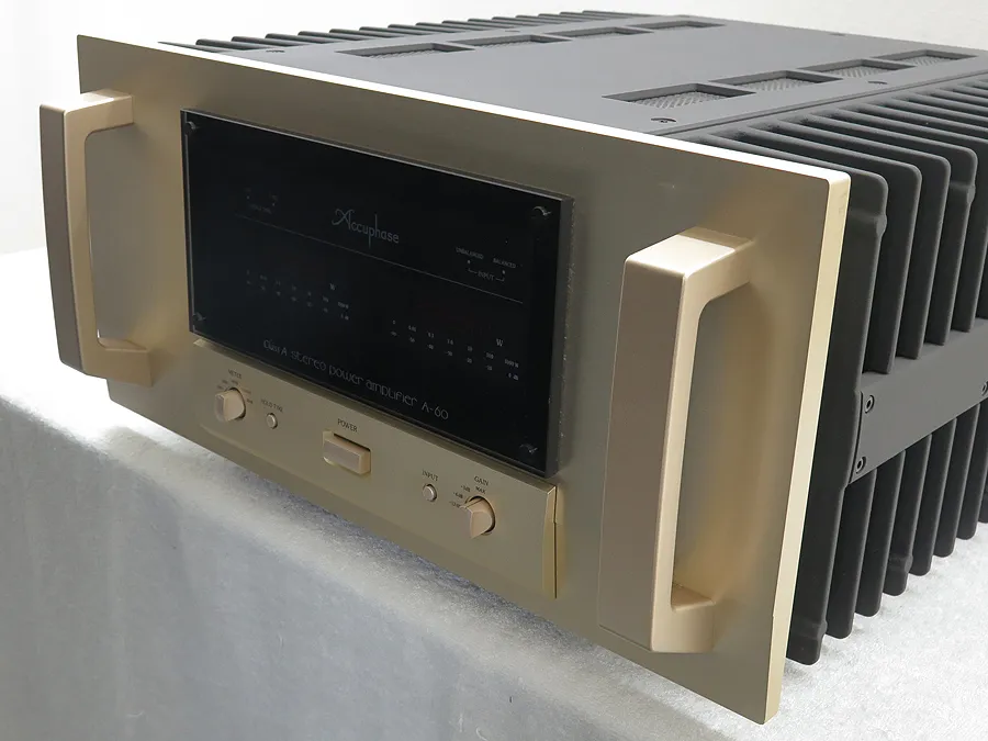 アキュフェーズ Accuphase A-60 パワーアンプ