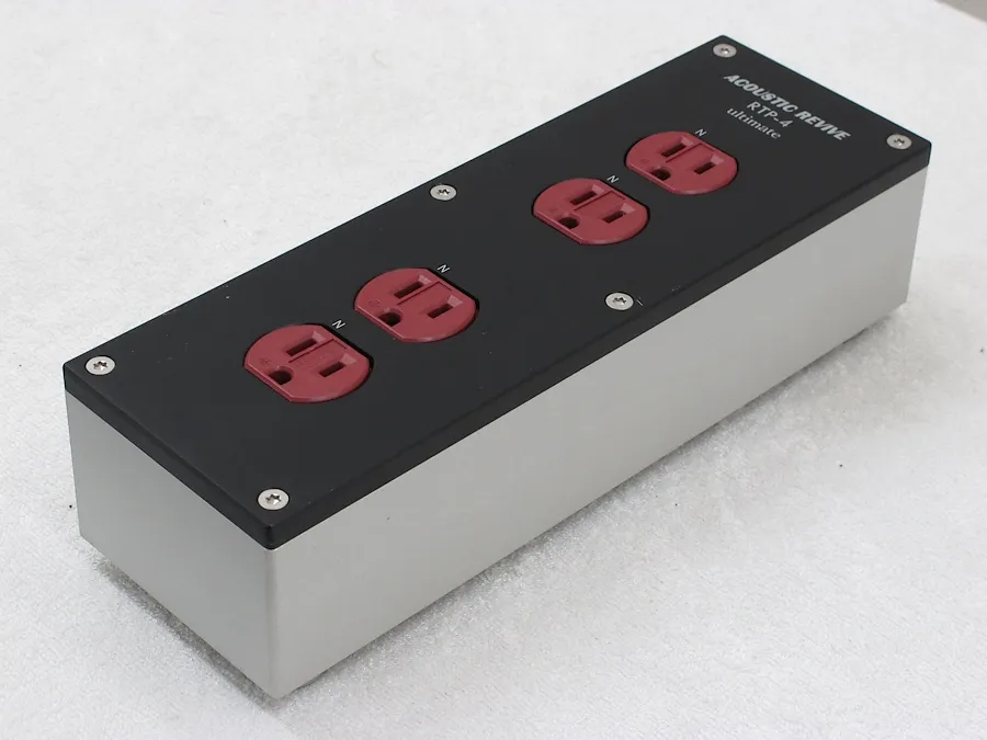 Acoustic Revive RTP-4 ultimate 電源タップ
