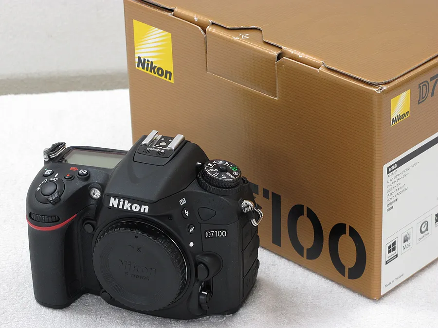 NIKON D7100 カメラ 予備バッテリー付 元箱付