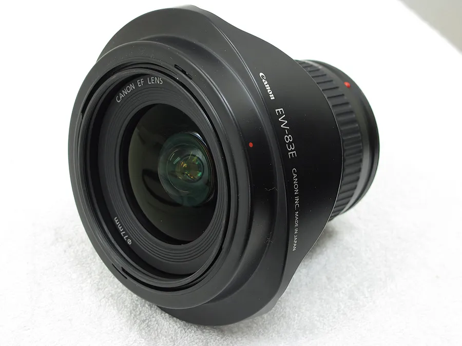 キヤノン Canon EF17-40mm F4L USM カメラレンズ