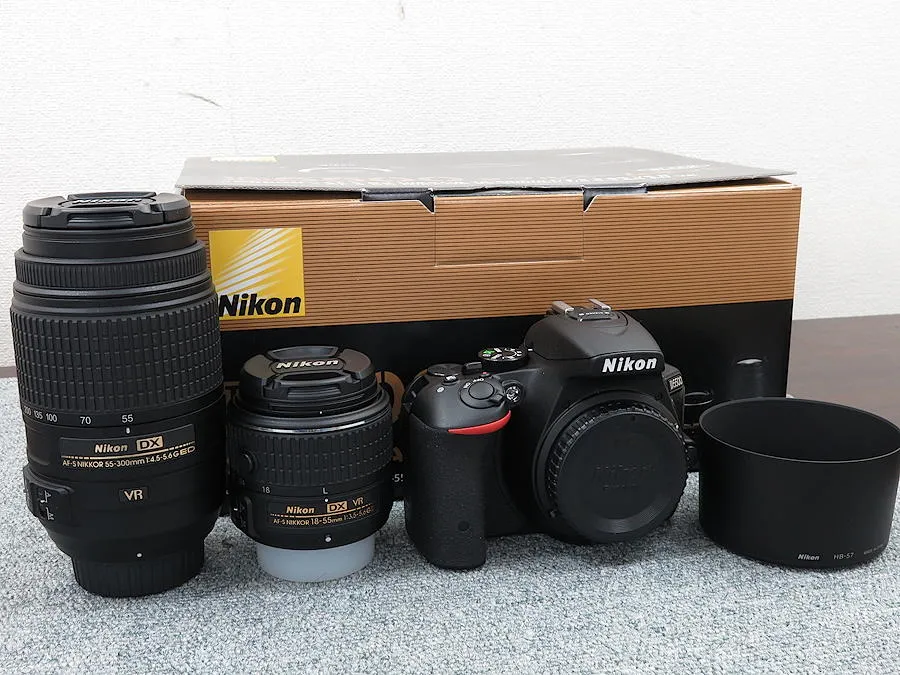 NIKON D5500 ダブルズームキット 元箱付