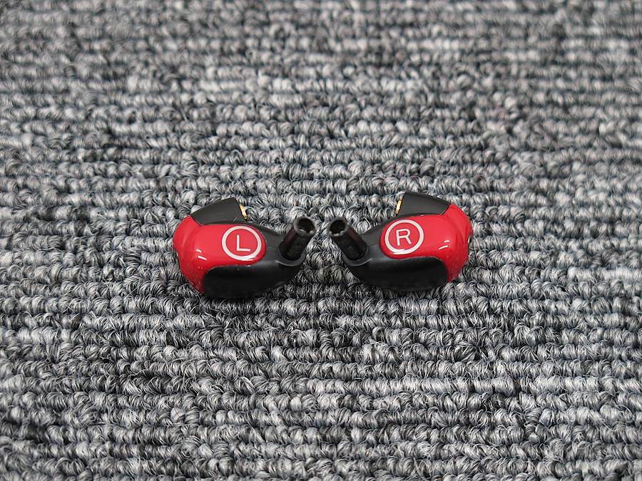 Westone W20 中古 社外イヤーピース付き ウエストン Westone W20 イヤホン 元箱付 @35060 / 中古