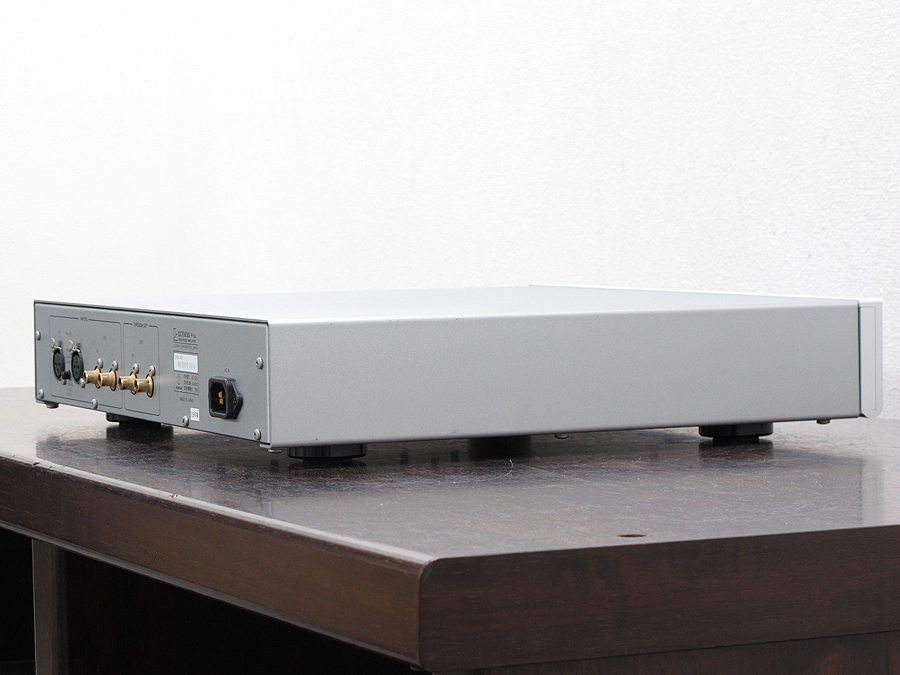 ラックスマン LUXMAN P-1u ヘッドフォンアンプ @35198 / 中古