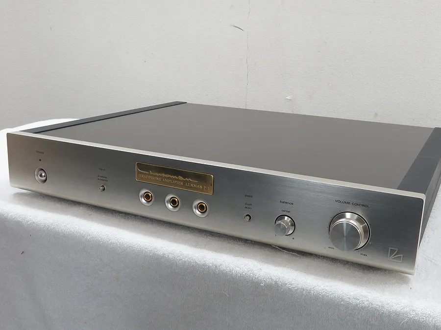 ラックスマン LUXMAN P-1 ヘッドフォンアンプ