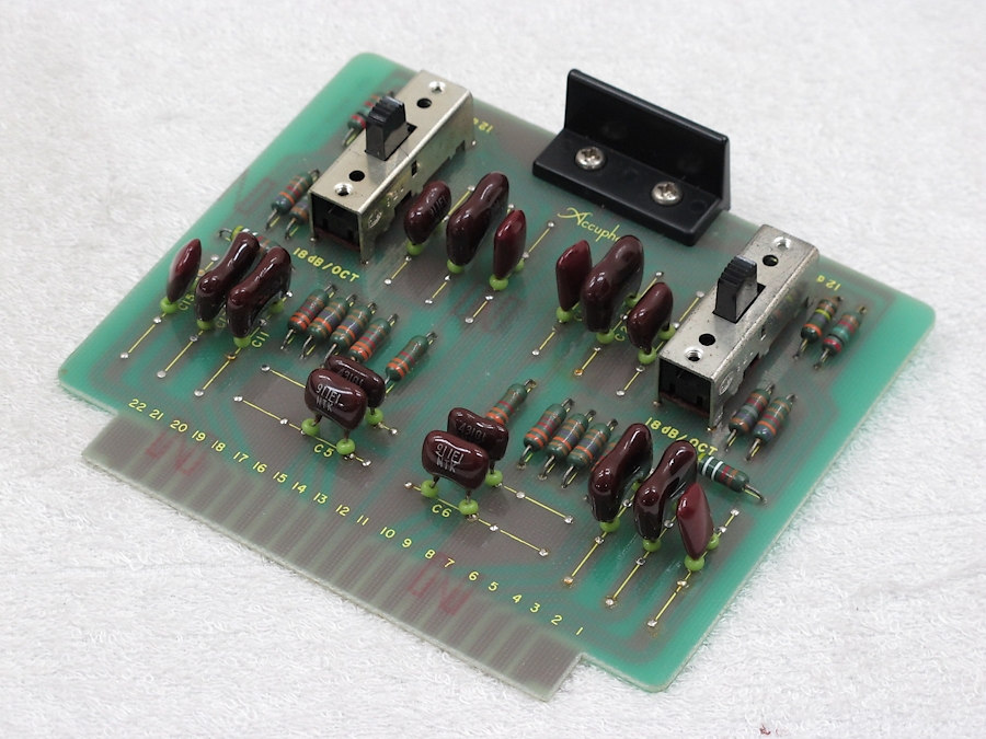 Accuphase CB-800 クロスオーバー ボード