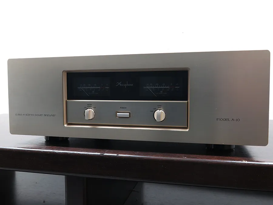 アキュフェーズ Accuphase A-20 パワーアンプ