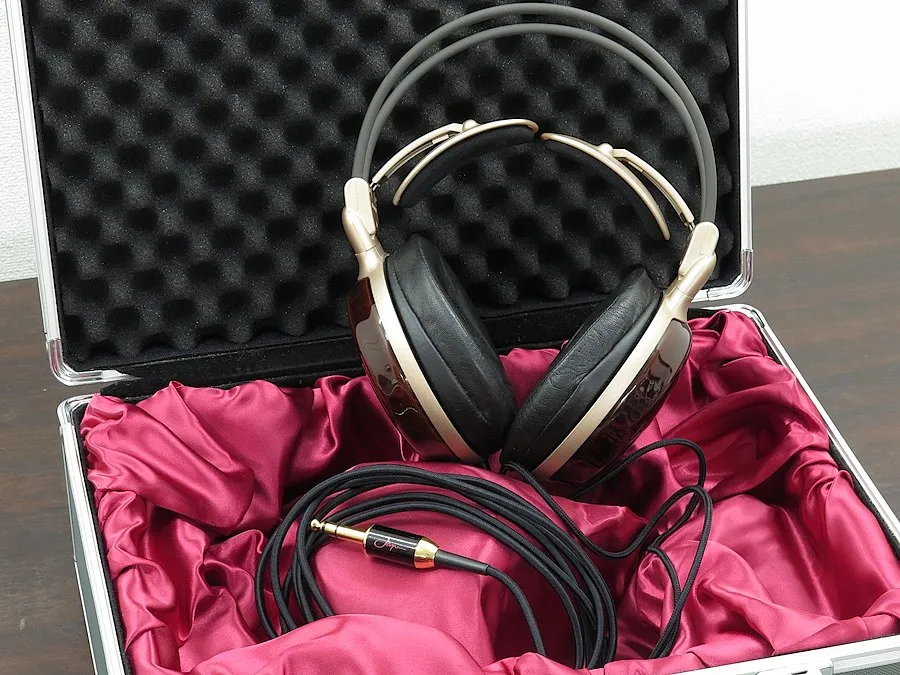 audio-technica ATH-W2002 ヘッドフォン ハードケース付