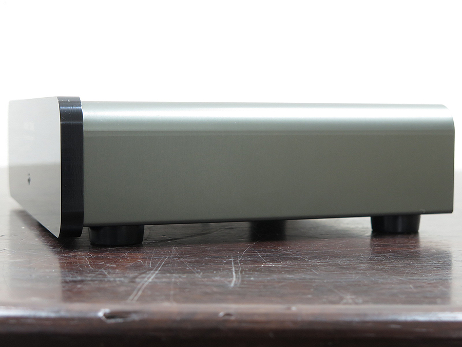 Acoustic Revive RE-9 アースリンク 元箱付 @35607 / 中古 Acoustic Revive RE-9 アースリンク 元箱付 @35607 / 中古