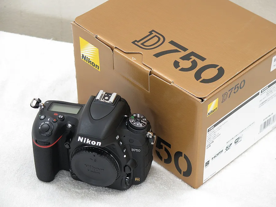 ニコン NIKON D750 (ボディ) カメラ