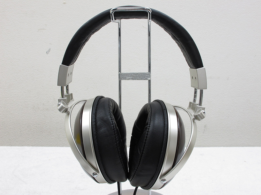 ★DENON デノン 密閉型ステレオヘッドフォン AH-D5000 音響機器★ Amazon.co.jp: Denon 密閉型オーバーヘッドヘッドホン ブラック AH