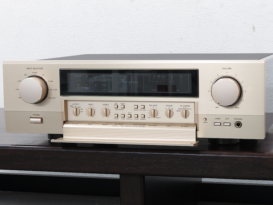 アキュフェーズ Accuphase C-2420 プリアンプ 保証書付 @35846 / 中古オーディオ買取、販売、通販のショップアフロオーディオ横浜