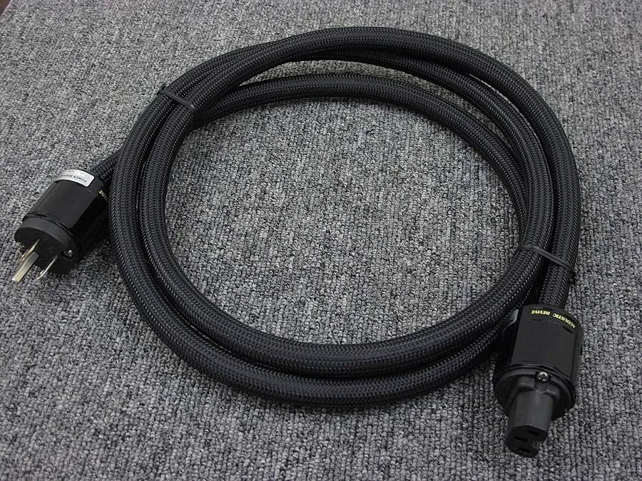 Acoustic Rivive POWER SENSUAL (2.0m) 電源ケーブル