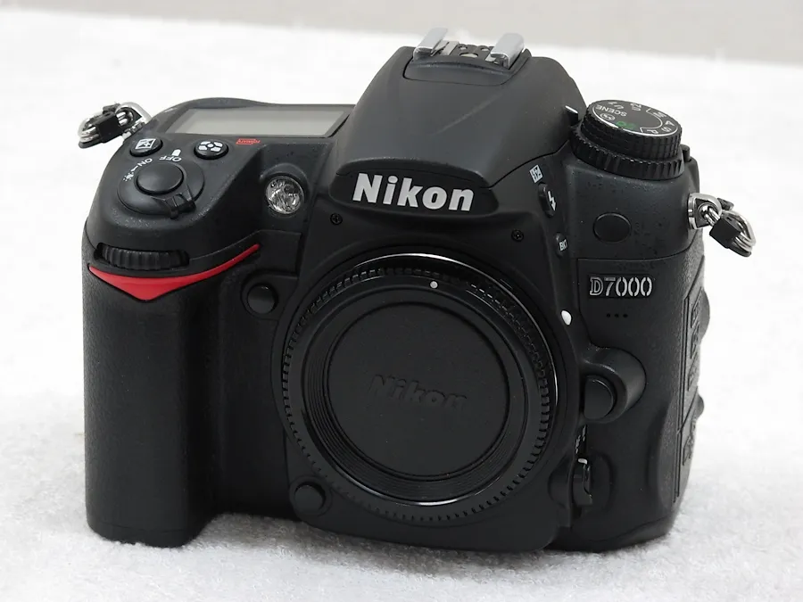 ニコン NIKON D7000 カメラ