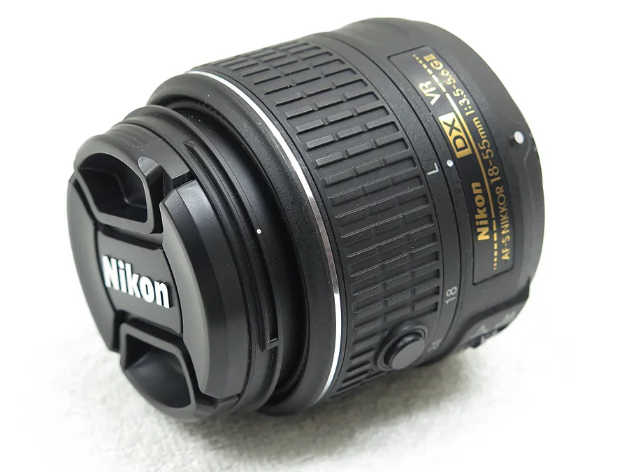 NIKON AF-S DX Nikkor 18-55mm f3.5-5.6G VR レンズ