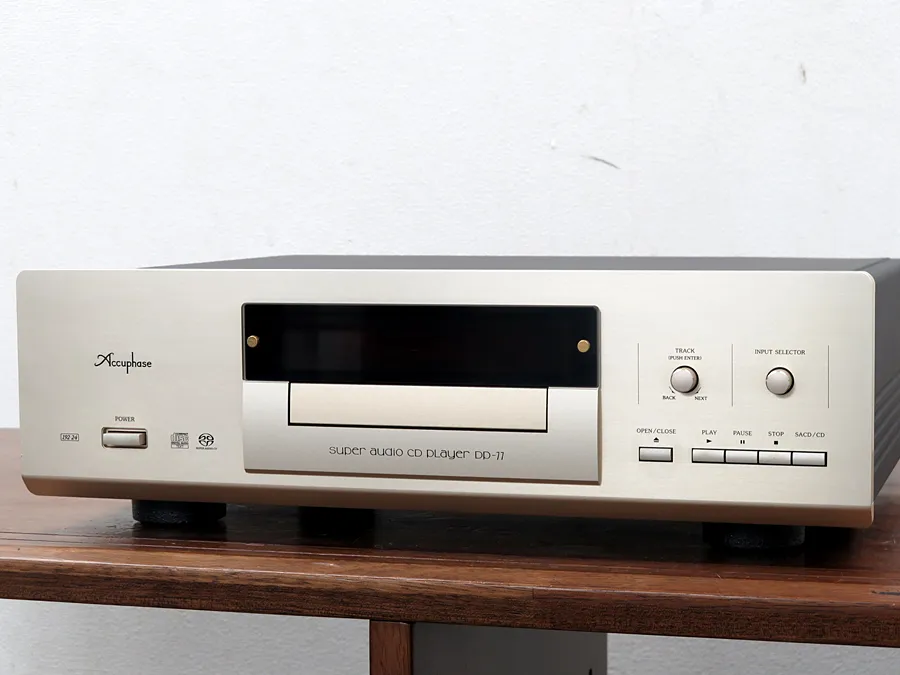 アキュフェーズ Accuphase DP-77 CDデッキ
