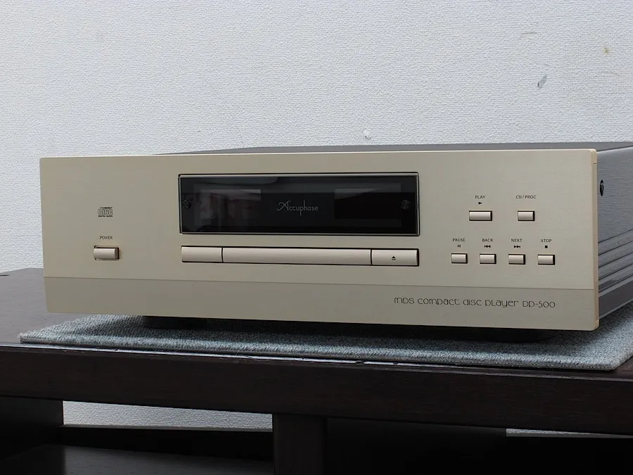アキュフェーズ Accuphase DP-500 CDデッキ
