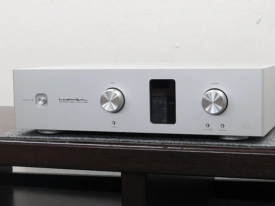 ラックスマン LUXMAN C-600f プリアンプ 2013年製