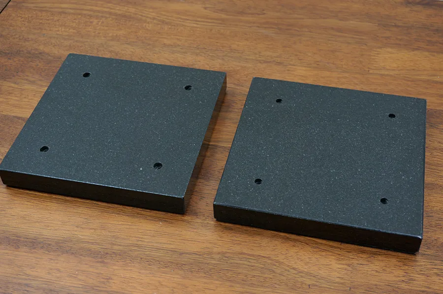オヤイデ OYAIDE OCB-BS 電源タップ用黒御影石ベース 2枚