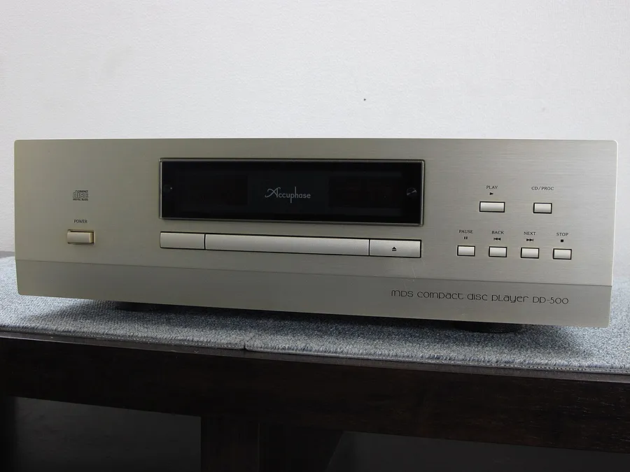 アキュフェーズ Accuphase DP-500 CDデッキ