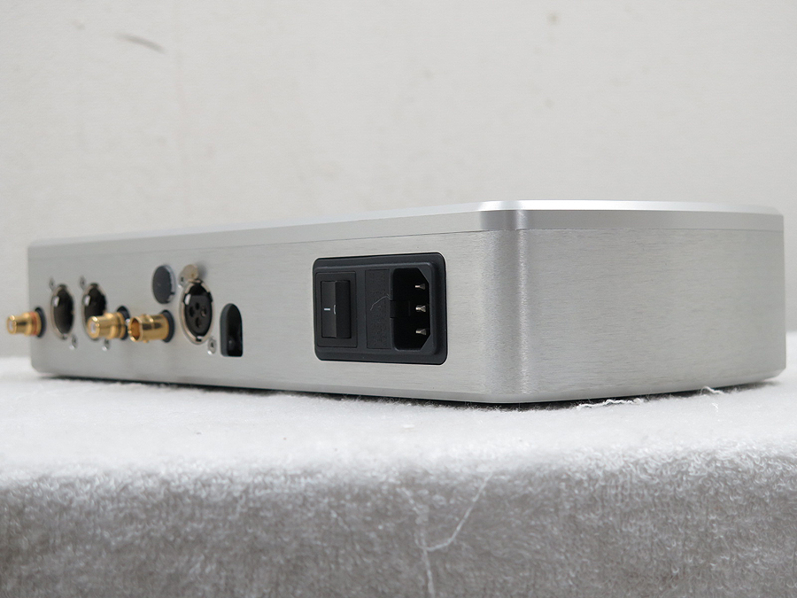 コード CHORD DAC64 D/Aコンバーター @36508 / 中古オーディオ コード CHORD DAC64 D/Aコンバーター @36508 / 中古オーディオ