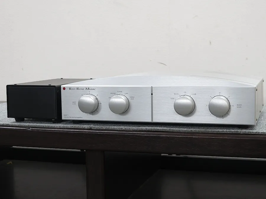 レッドローズミュージック RED ROSE MUSIC Model 3 プリ
