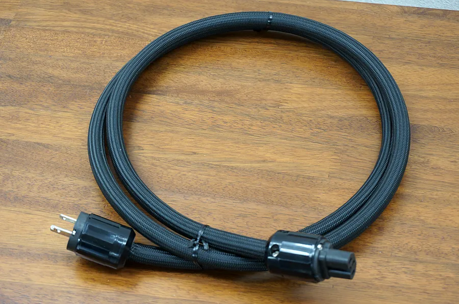 アコリバ Acoustic Revive POWER MAX 2.0m 電源ケーブル