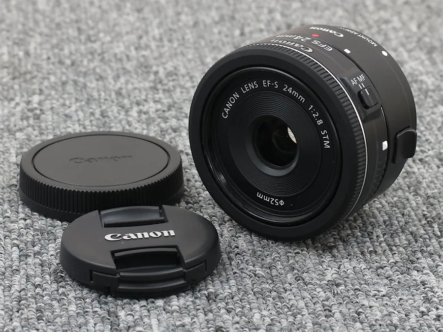 キヤノン Canon EF-S 24mm 1:2.8 STM カメラレンズ