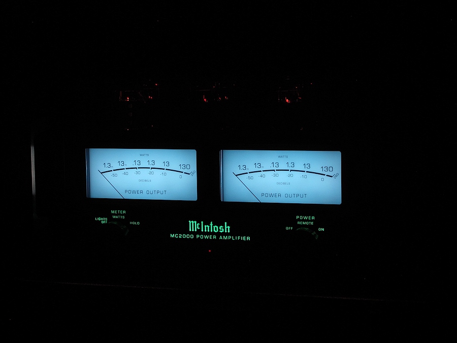 マッキントッシュ Mcintosh MC2000 パワーアンプ 元箱付 @37459 / 中古