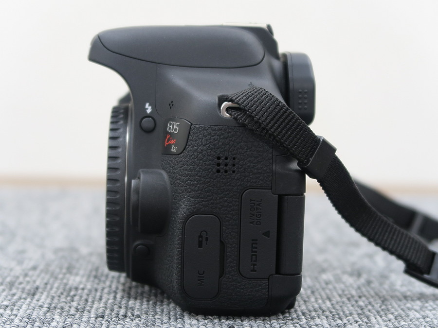 Canon EOS Kiss X8i EF-S 18-55 IS STM レンズキット @38079 / 中古オーディオ買取、販売、通販の